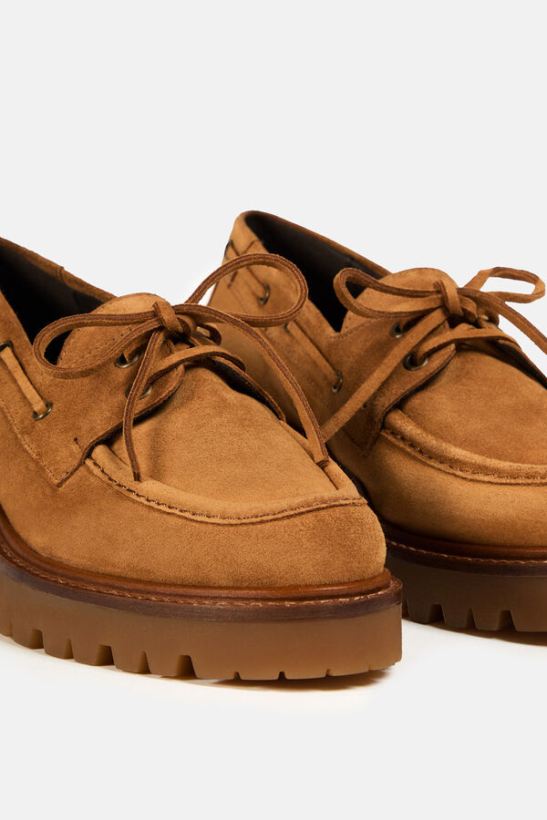 Bryan Stepwise Mocas&iacute;n Edna Beige