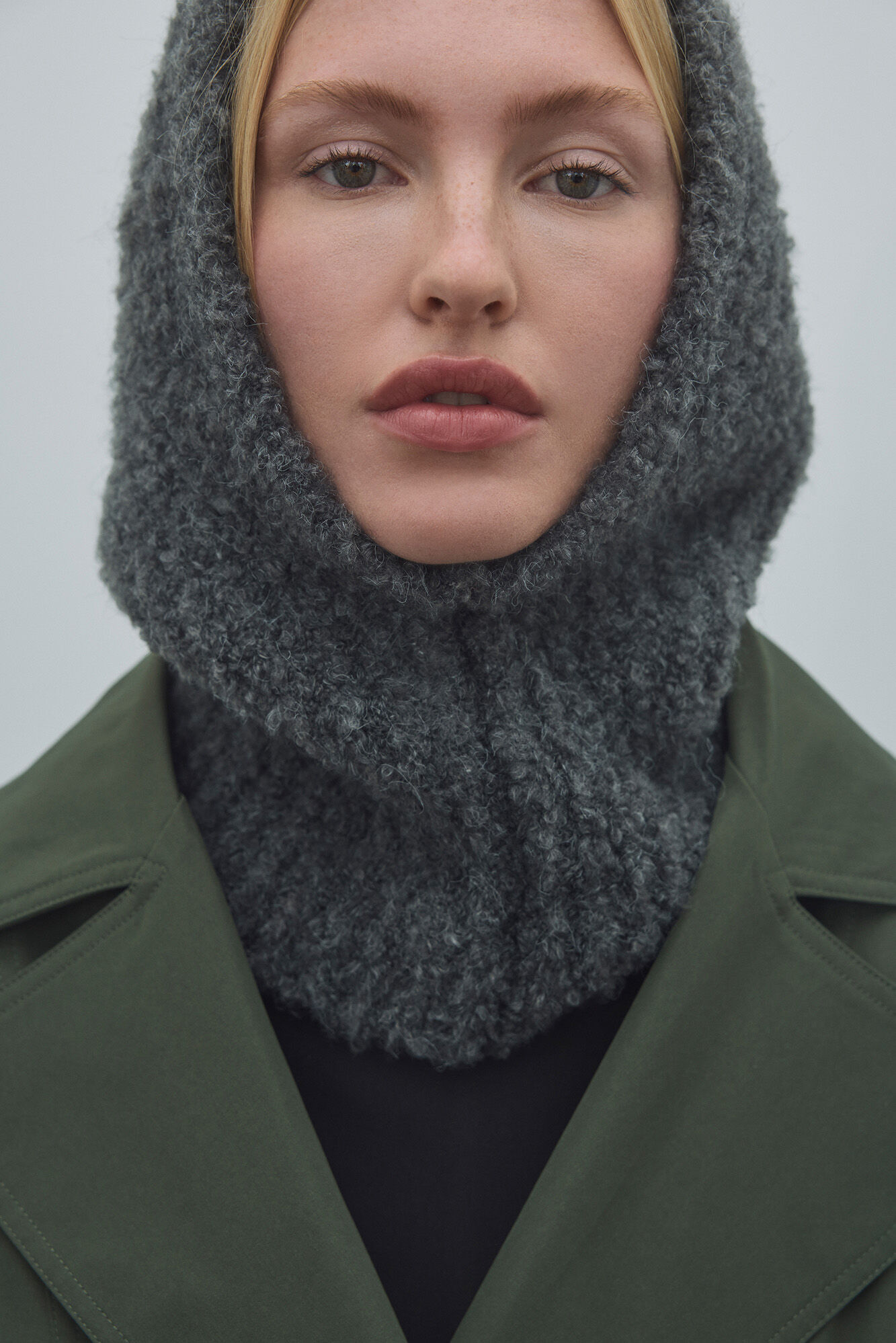 Vila Balaclava de lana