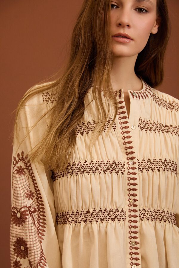 Meisie Blusa bordada con frunces Beige