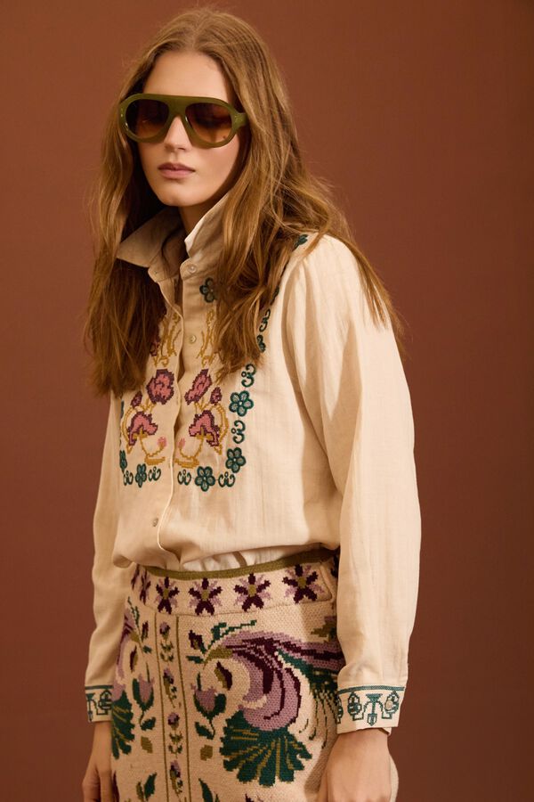 Meisie Camisa con bordado floral Beige