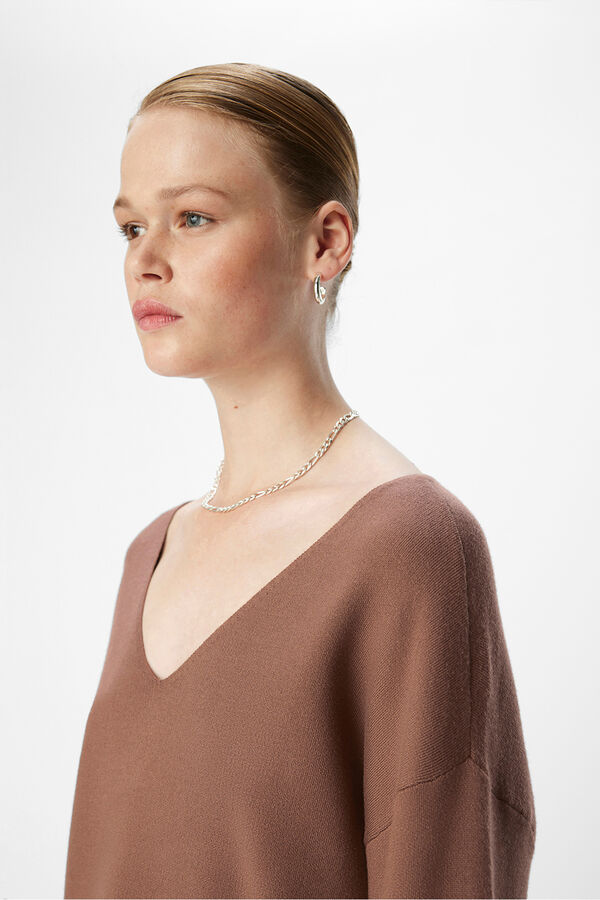 Object Jersey básico cuello pico Marrón