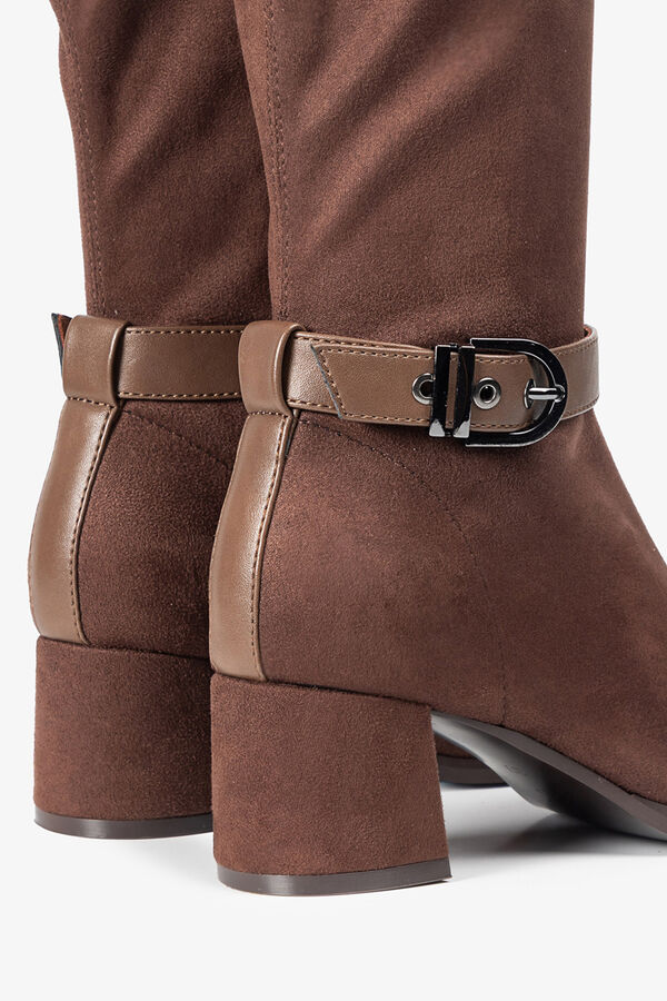 Popa Bota se&ntilde;ora Flare Antelina Marr&oacute;n oscuro