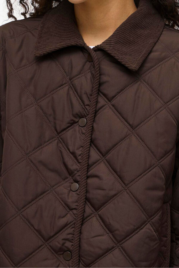 Vila Abrigo acolchado guateado con cuello de pana Marr&oacute;n oscuro