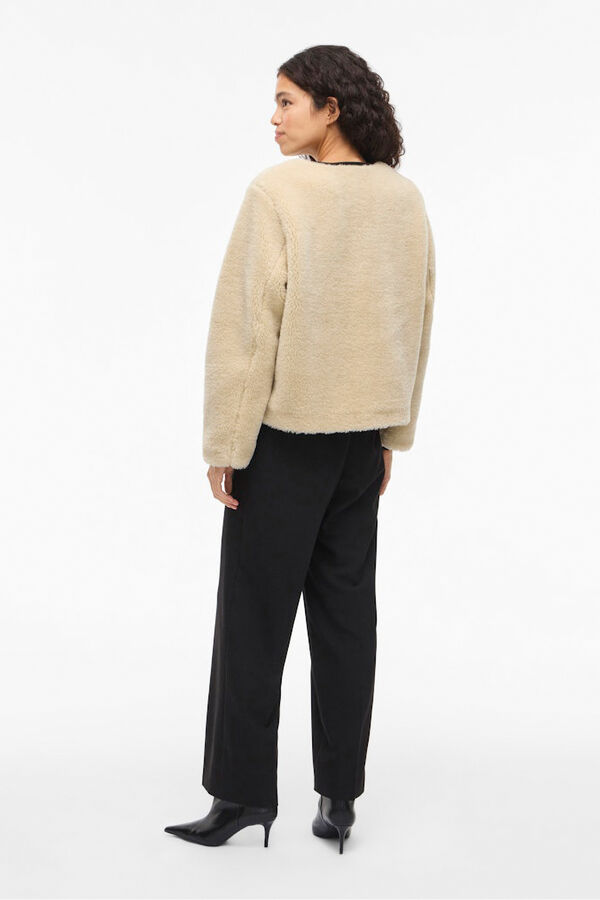 Vila Abrigo efecto borreguillo Beige