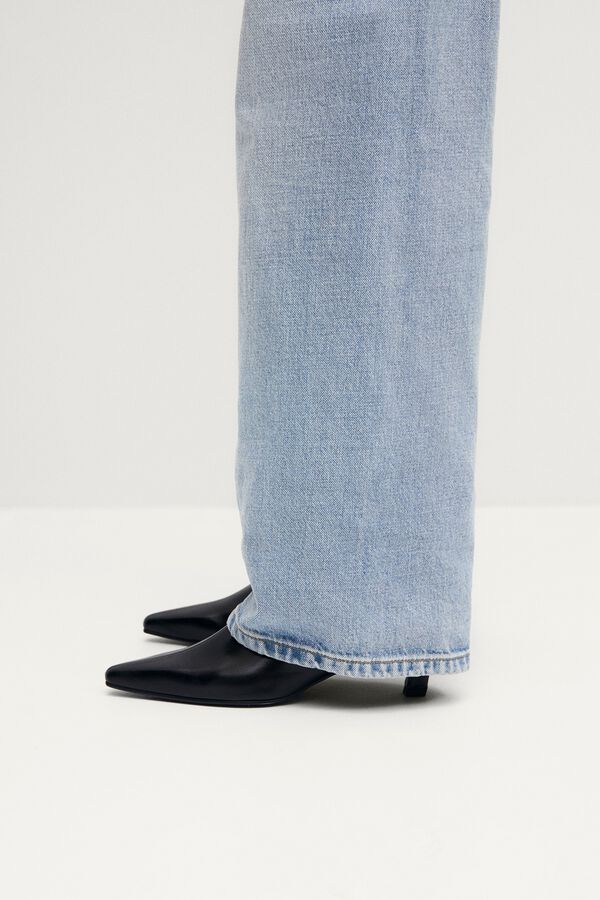 Alohas Botines de cuero Ambar Rift Negro