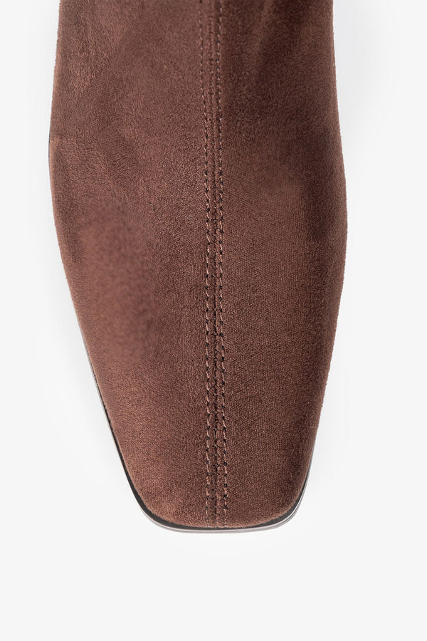 Popa Bota se&ntilde;ora Flare Antelina Marr&oacute;n oscuro