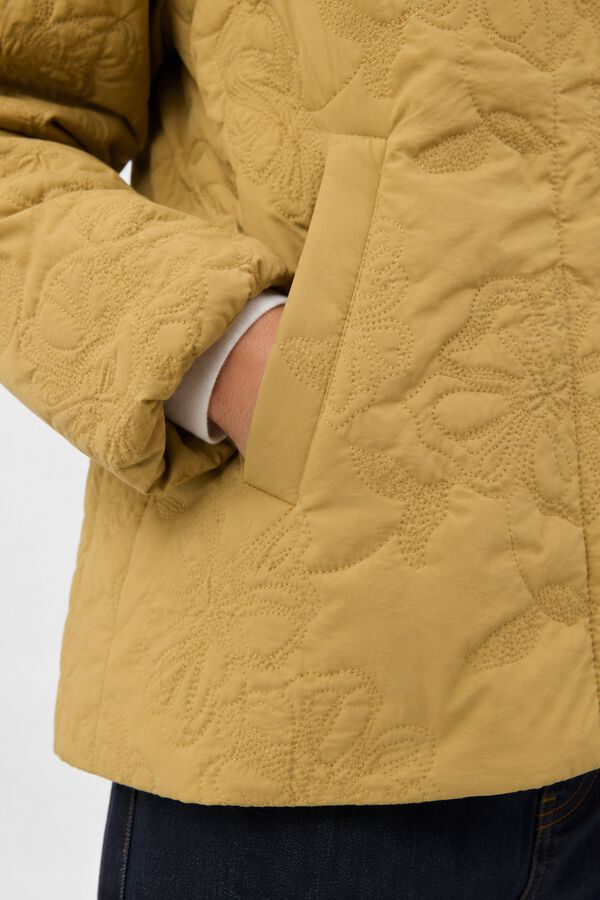 Object Chaqueta acolchada bordada Camel