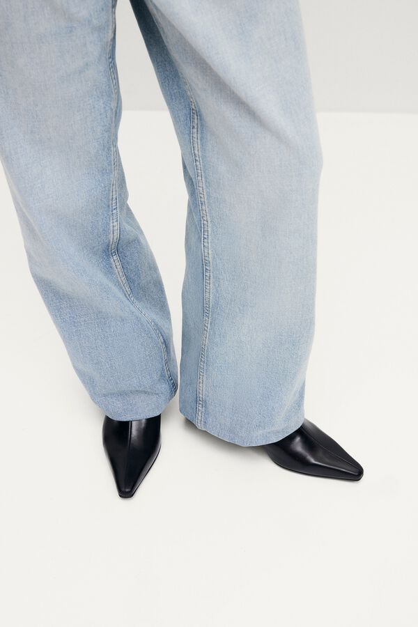 Alohas Botines de cuero Ambar Rift Negro