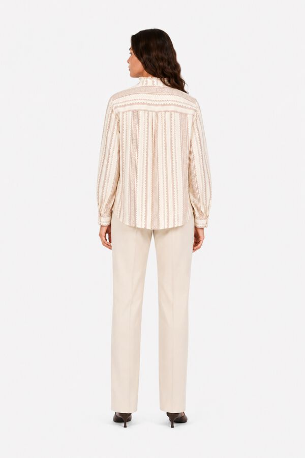 Vila Blusa estampada con cuello volante Beige