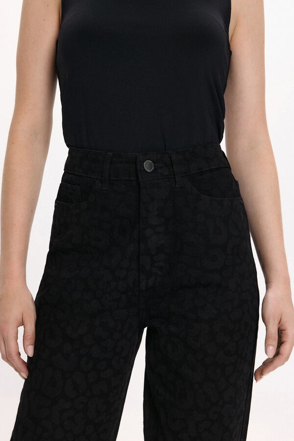 Vila Pantal&oacute;n vaquero animal print Negro