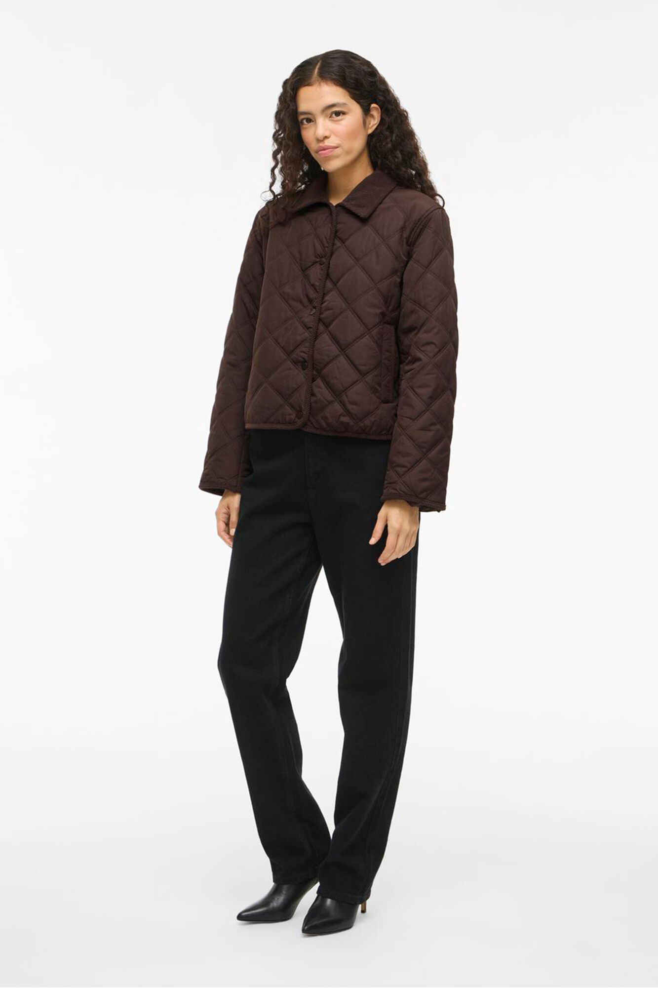 Vila Abrigo acolchado guateado con cuello de pana