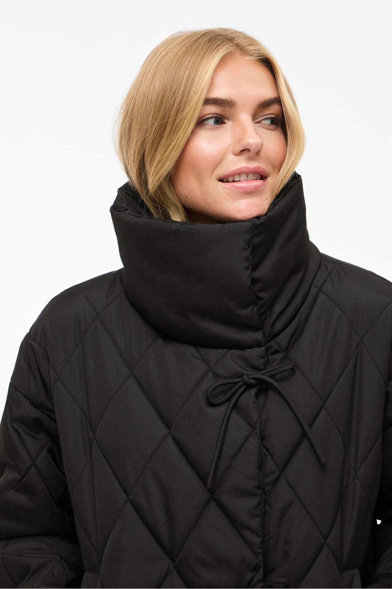 Vila Abrigo acolchado cuello chimenea