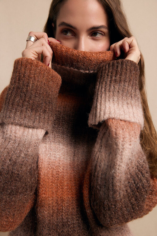 Slowlove Jersey cuello vuelto Estampado beige