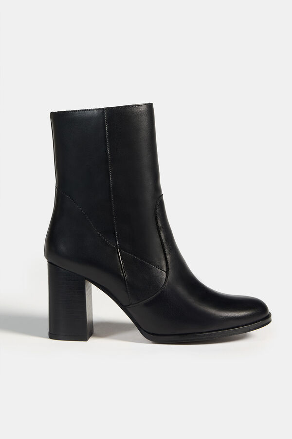 Bryan Stepwise Bot&iacute;n Chiara Negro