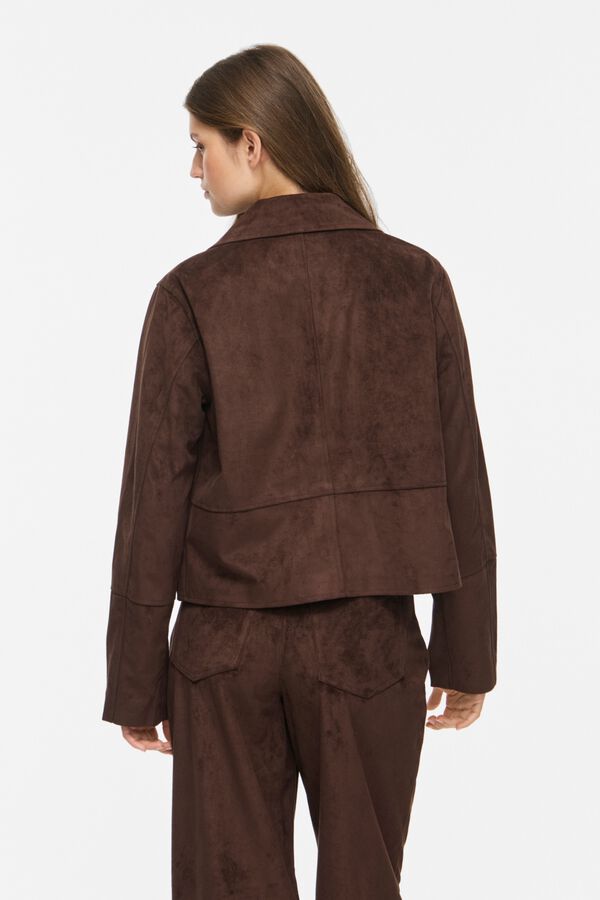 Vila Chaqueta corta efecto ante Marr&oacute;n oscuro