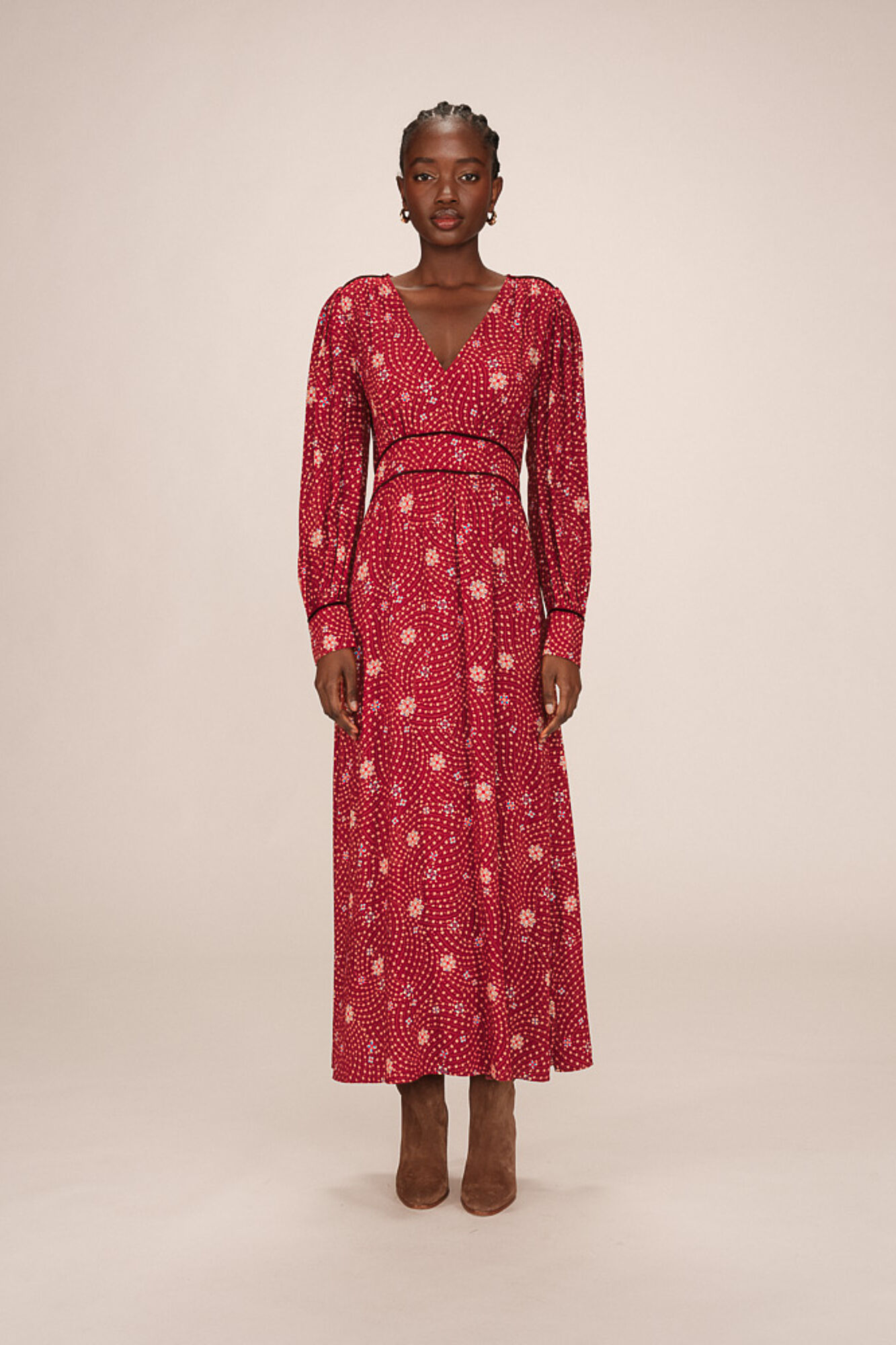 Grace & Mila Vestido largo con escote en pico