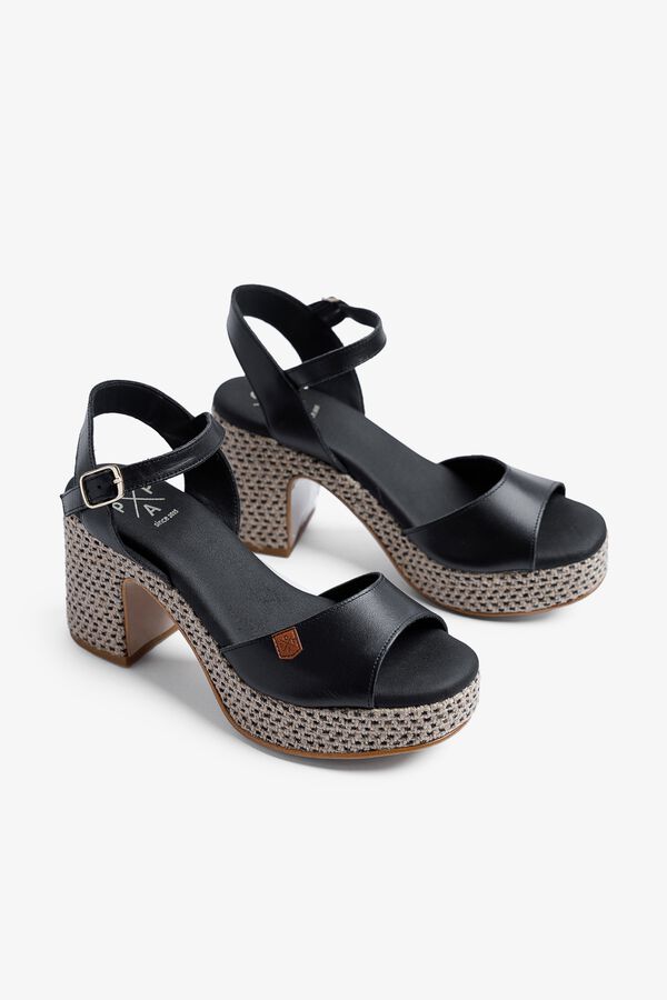 Popa Sandalia cu&ntilde;a tac&oacute;n se&ntilde;ora Daira Piel Negro