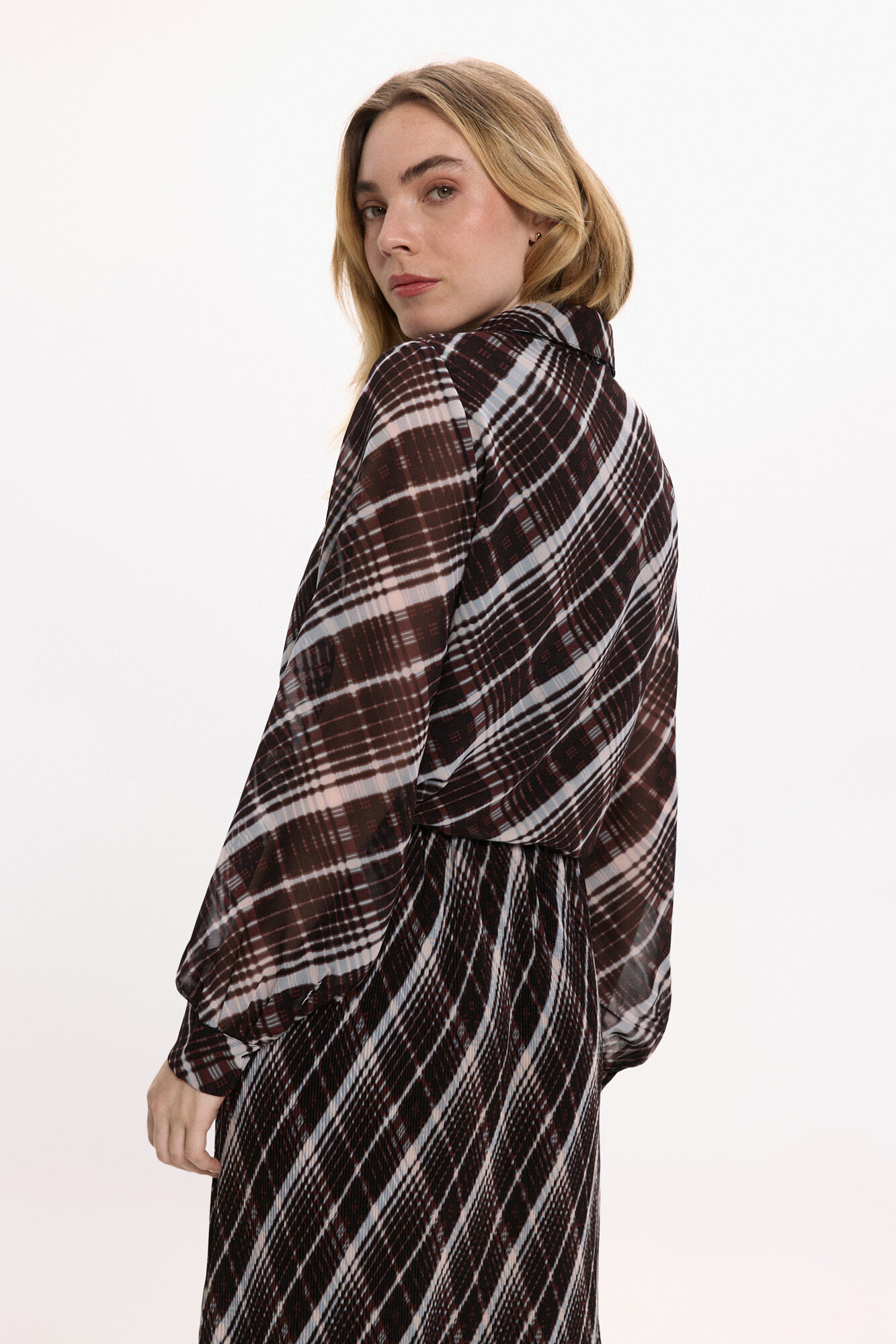 Vila Blusa de gasa con lazada