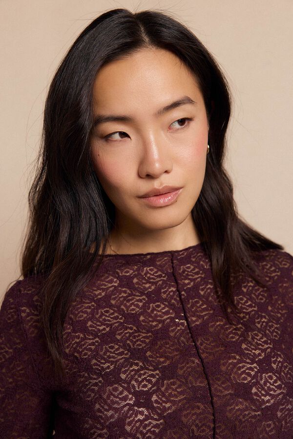 Slowlove Top encaje asimétrico Vino