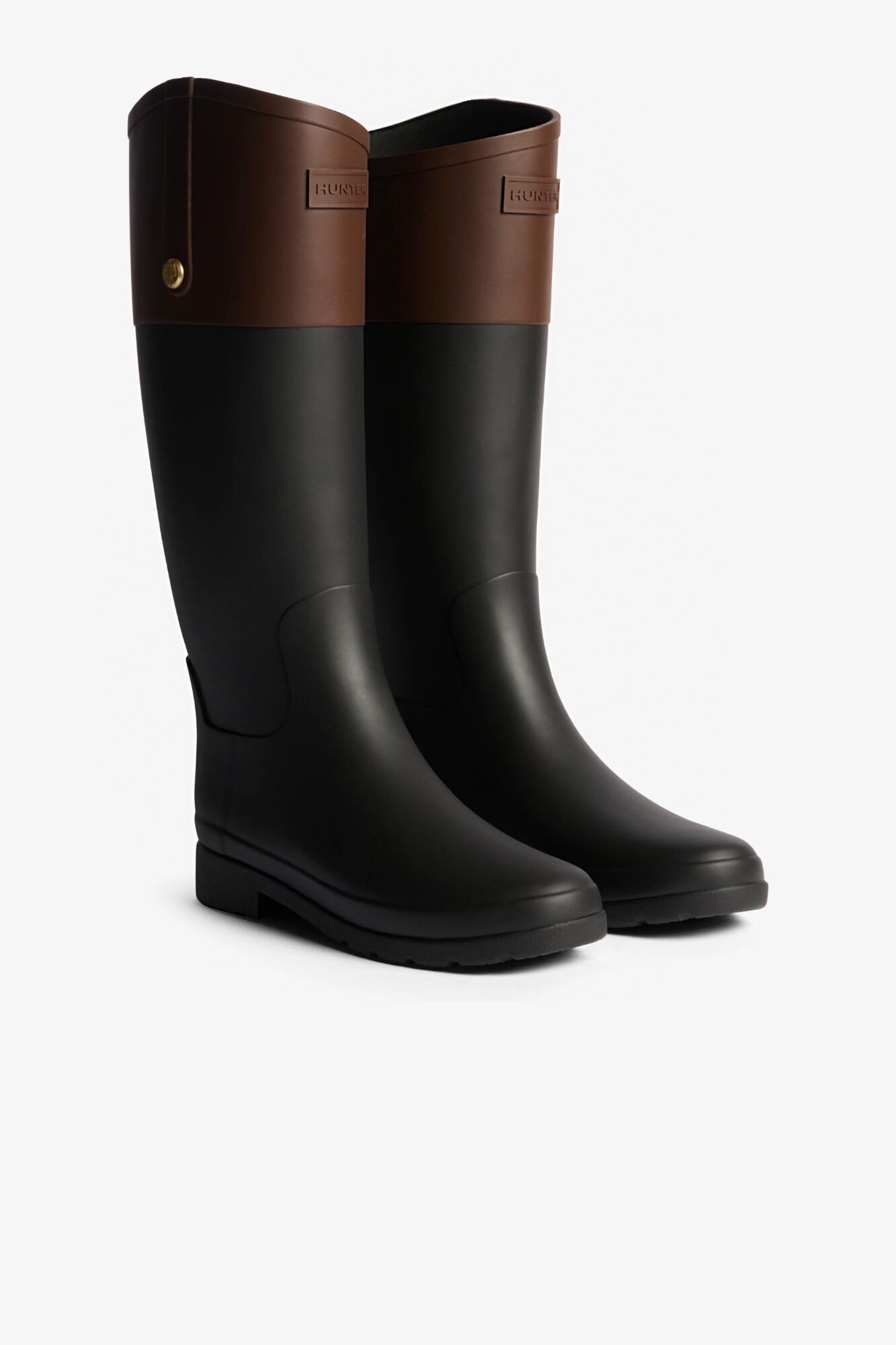 Hunter Bota refined trim riding