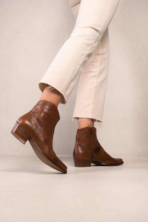 Bryan Stepwise Botines cowboy de piel Cal&iacute;ope Vintage Marr&oacute;n