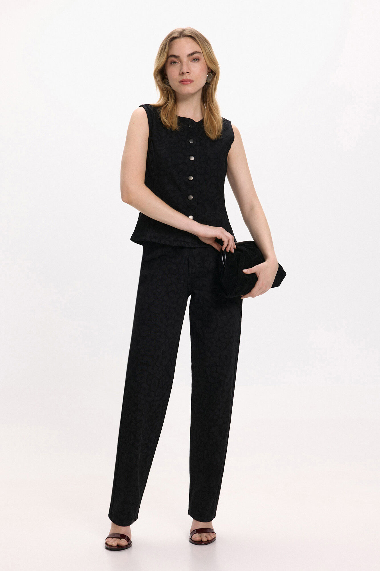 Vila Pantal&oacute;n vaquero animal print