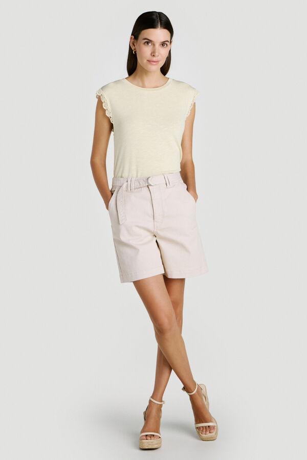 Vila Camiseta de mujer son encaje en mangas Amarillo