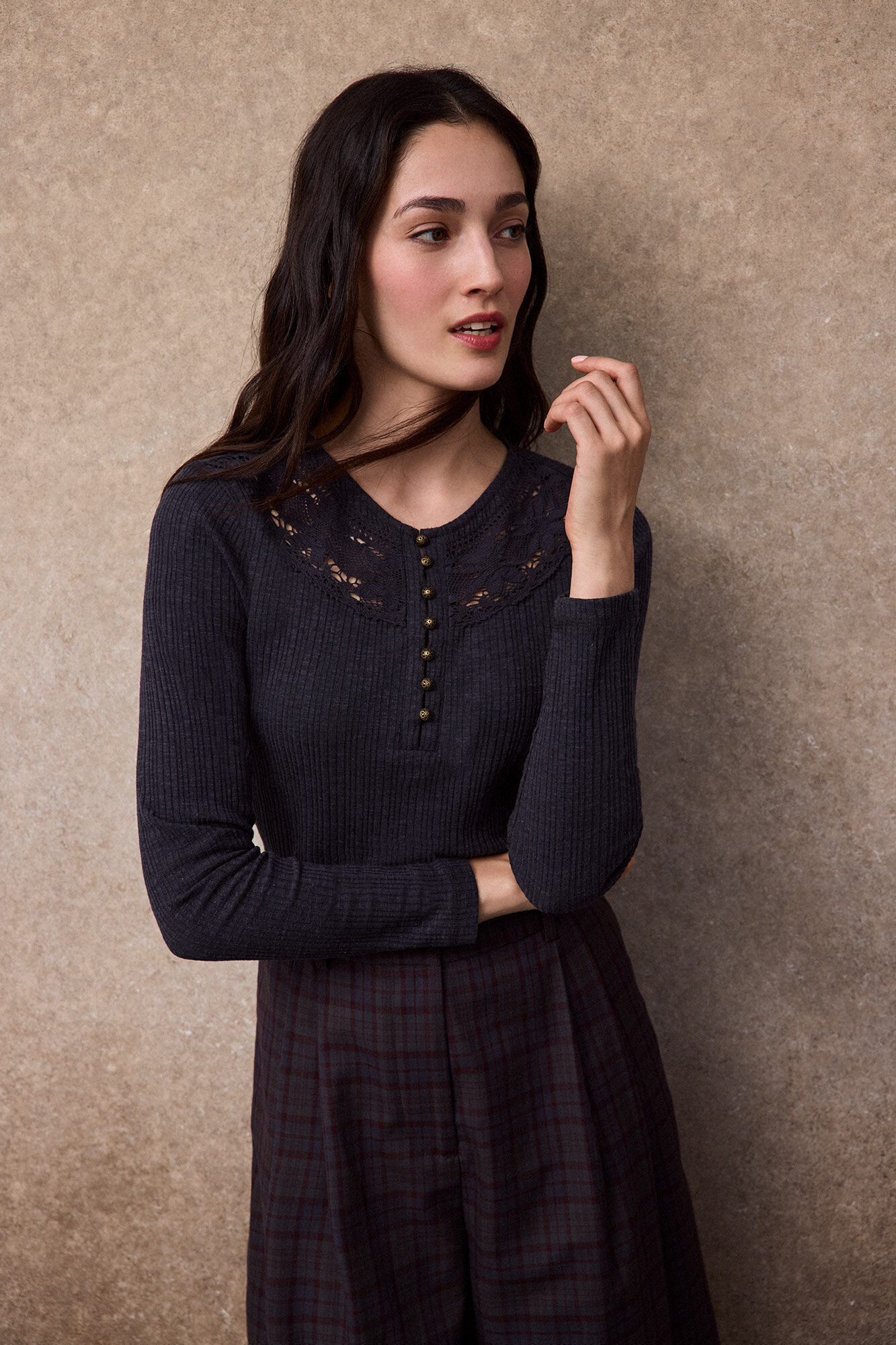Slowlove Top escote blonda