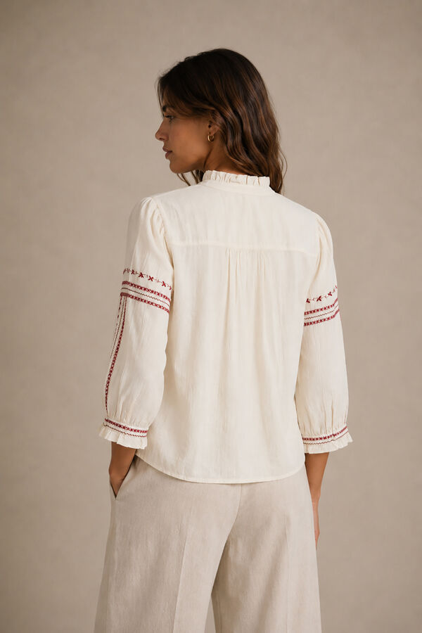 Vila Blusa bordada Beige