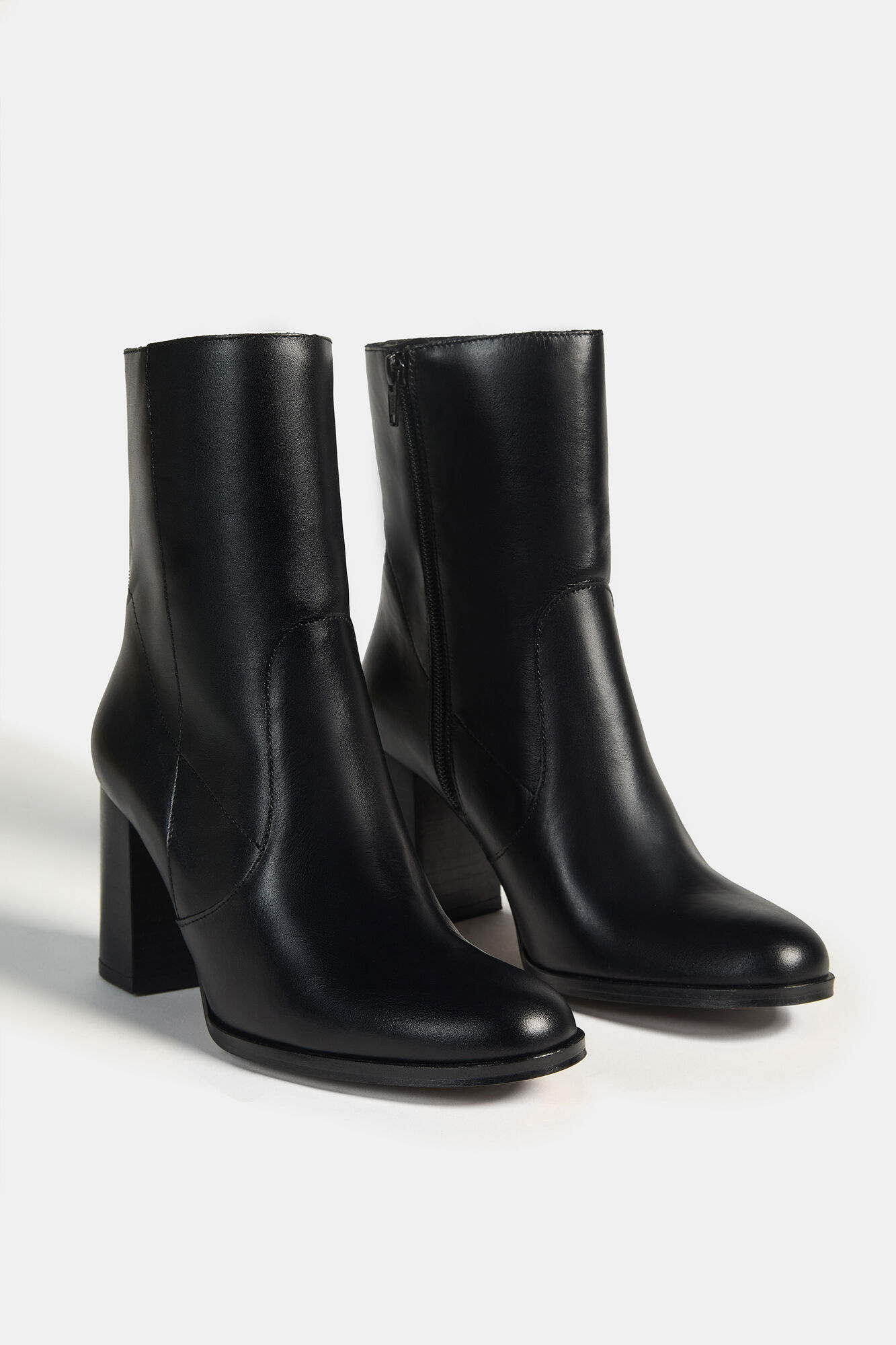 Bryan Stepwise Bot&iacute;n Chiara