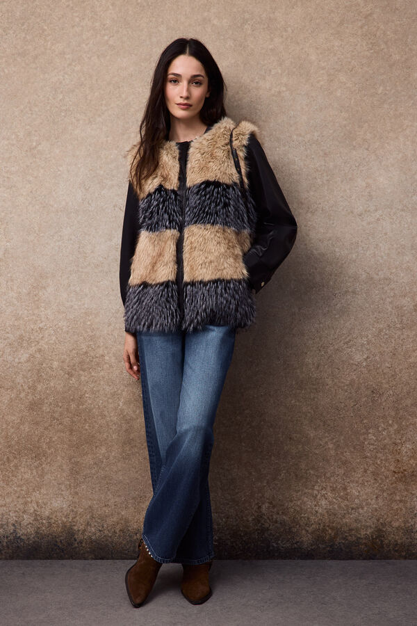 Slowlove Abrigo combinado efecto pelo y piel Negro