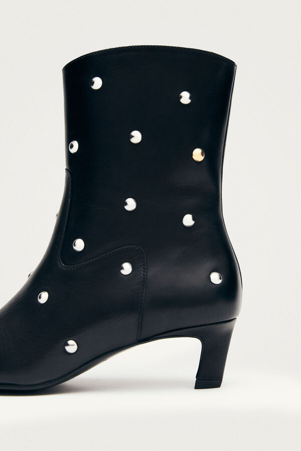 Alohas Botines de cuero Nash Studs Negro