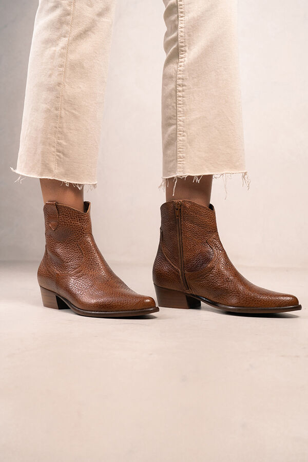 Bryan Stepwise Botines cowboy de piel Cal&iacute;ope Vintage Marr&oacute;n