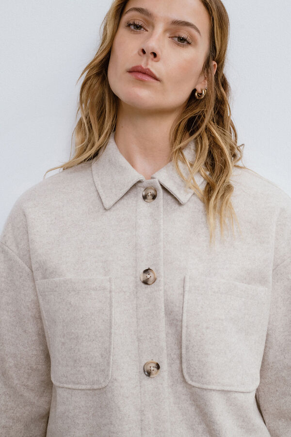 Vila Chaqueta camisera abotonada Beige