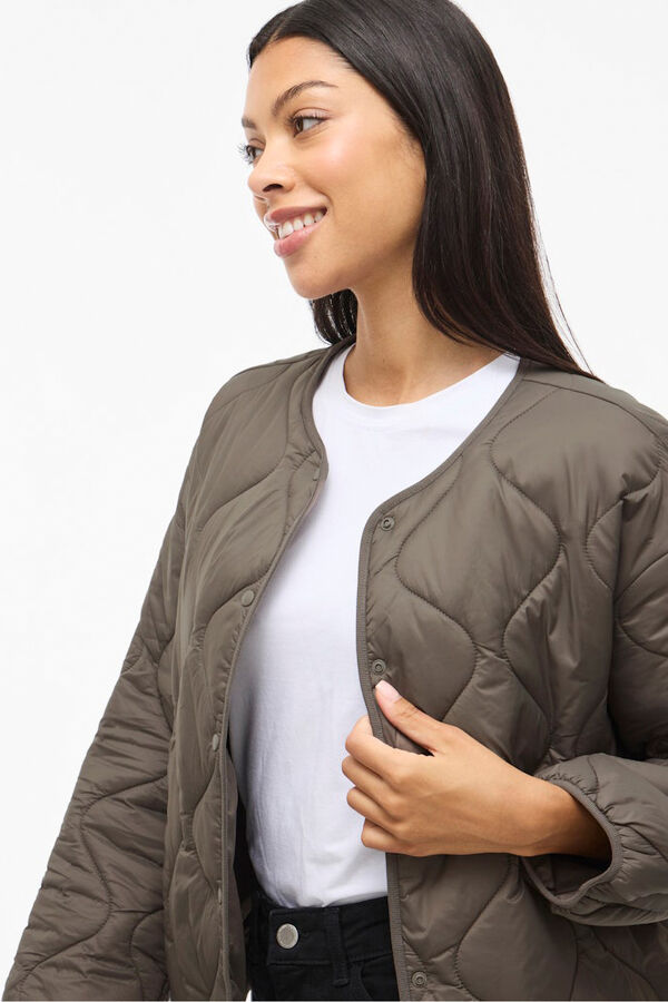 Vila Abrigo acolchado ultraligero Beige