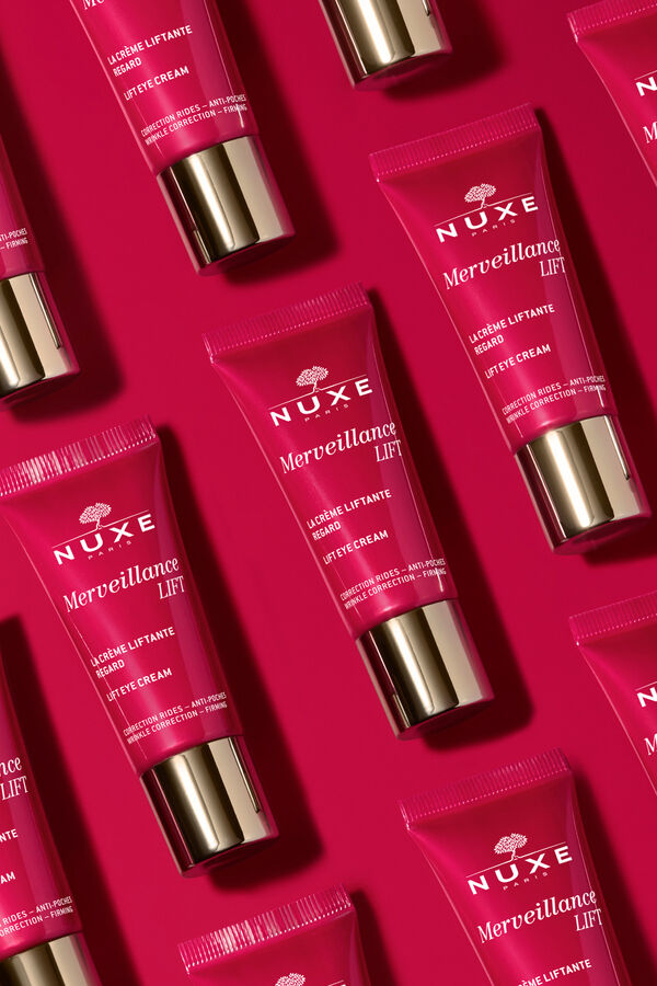 Nuxe Contorno de ojos merveillance reafirmante 15 ml Rojo