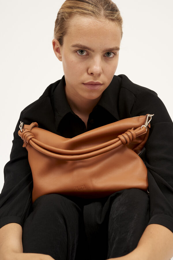 Zubi Bolso Jacqueline Marr&oacute;n