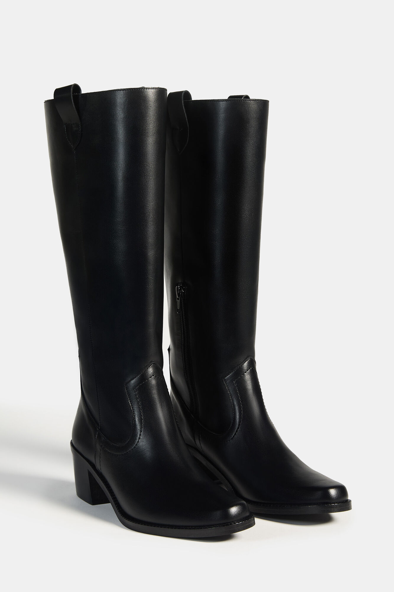 Bryan Stepwise Bota Rafaela