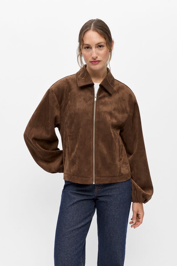 Object Chaqueta corta efecto ante Marr&oacute;n