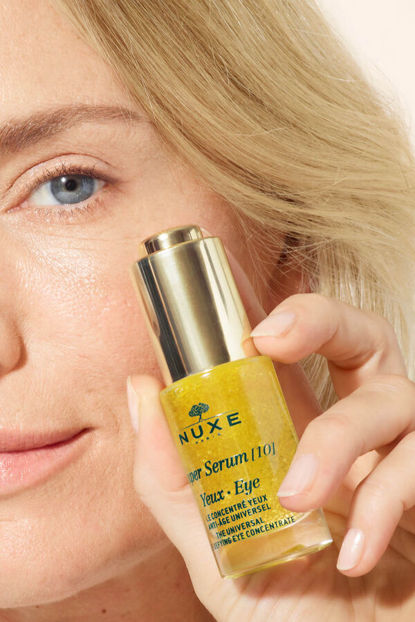 Nuxe S&eacute;rum antiedad contorno de ojos Amarillo
