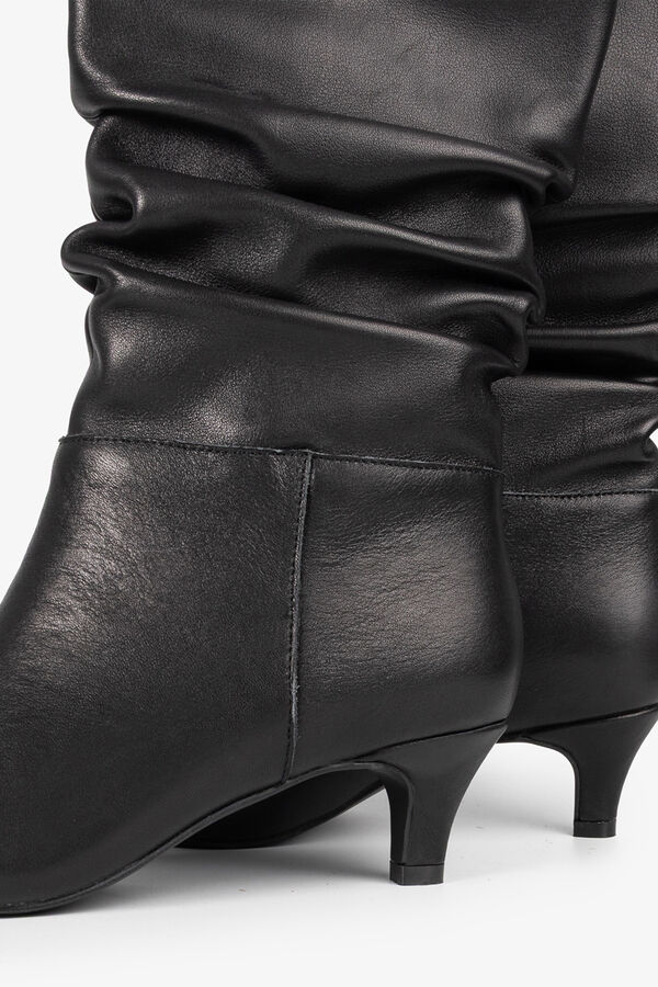 Popa Bota se&ntilde;ora Nirvana Napa Negro