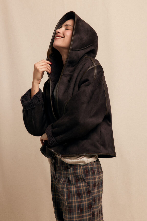Slowlove Abrigo corto efecto doble faz capucha Marrón oscuro
