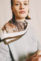 Zubi Pa&ntilde;uelo Seda Mosteiro 65 x 65 Estampado marr&oacute;n