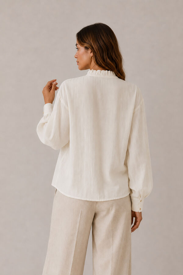 Vila Blusa cuello alto con volante Beige