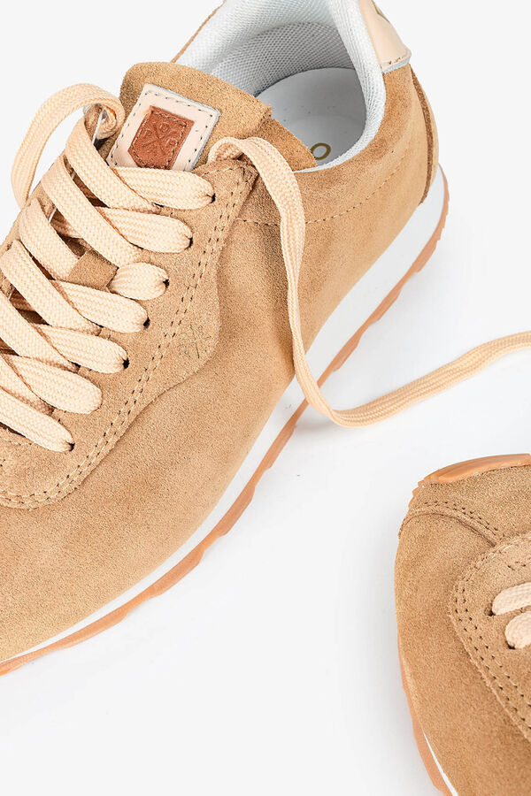 Popa Deportivo se&ntilde;ora Kira Serraje Marr&oacute;n