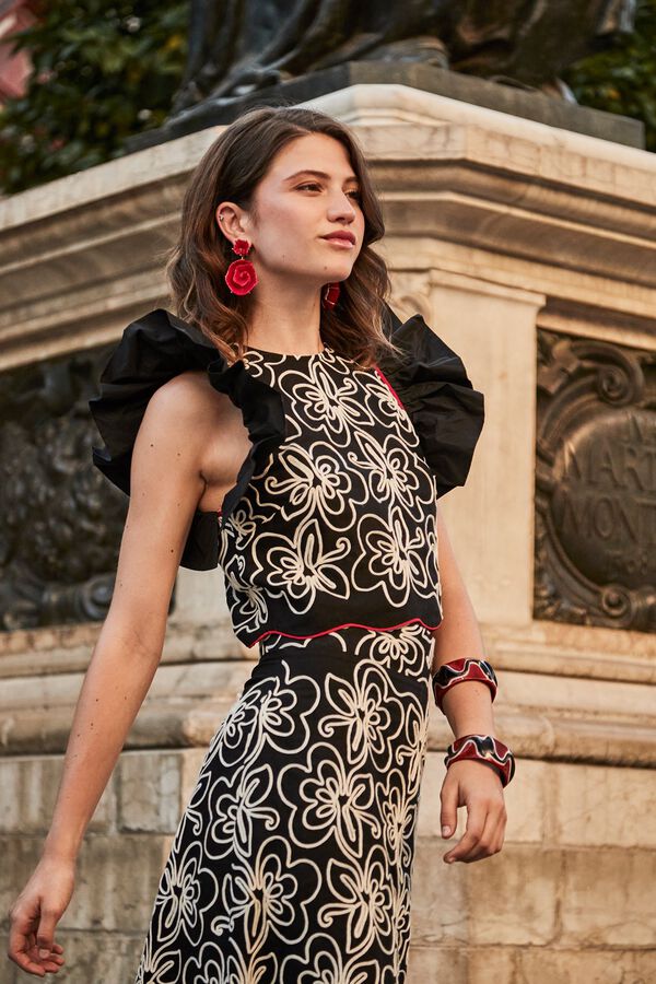 Panambi Falda Kerani Negro