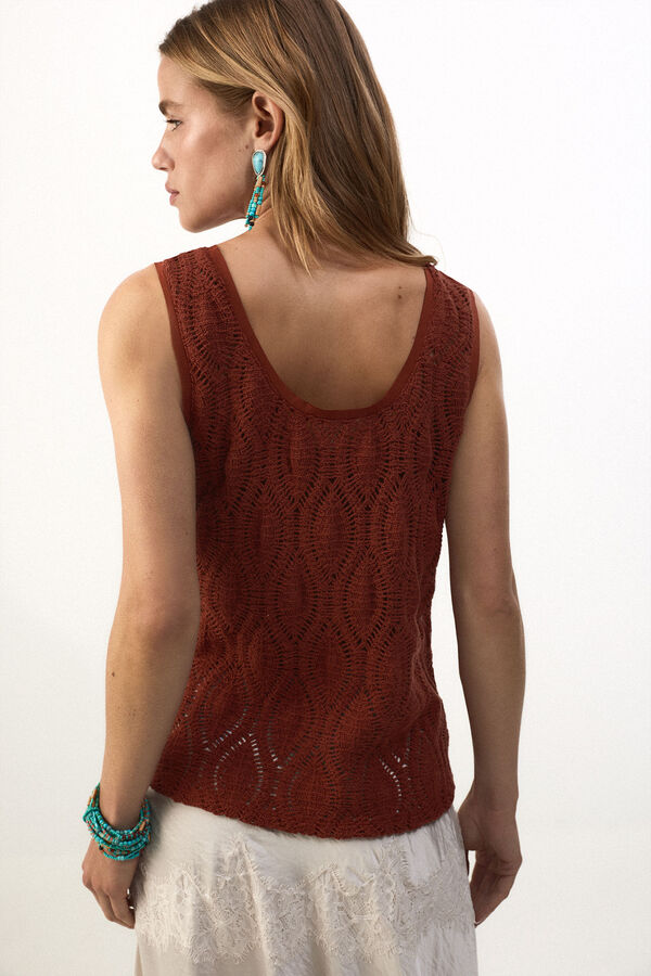 Slowlove Top tirantes crochet Marr&oacute;n