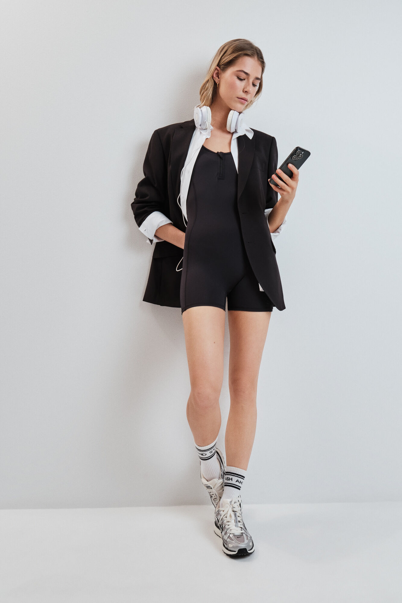 Dash and Stars Mono 4D STRETCH corto negro