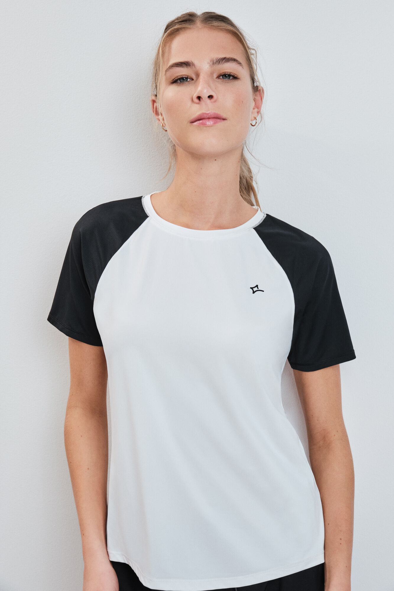 Dash and Stars Camiseta manga corta blanca contraste