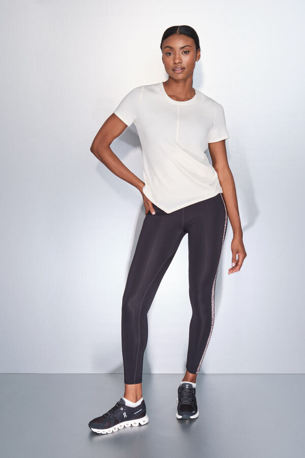 Dash and Stars Camiseta manga corta blanco drapeado  beige